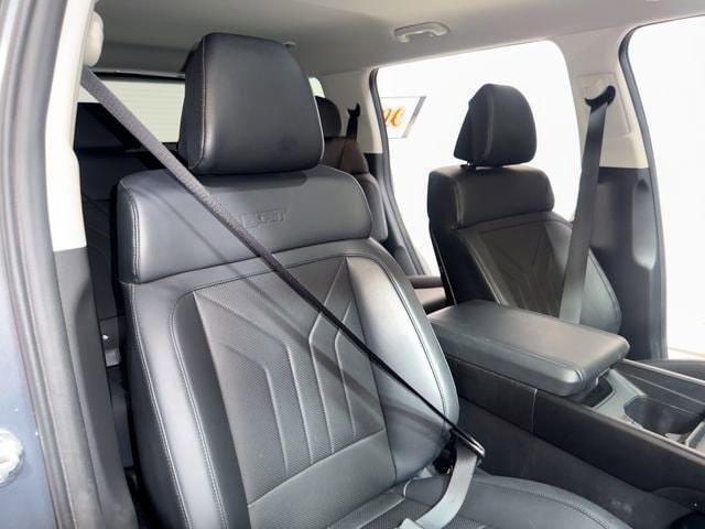used 2024 Hyundai Santa Fe car, priced at $28,431