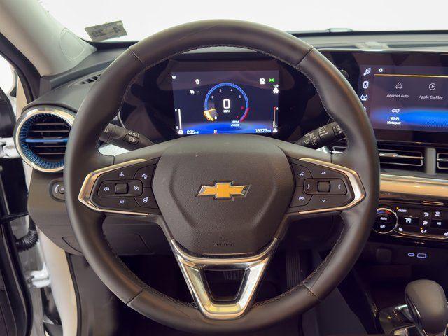 used 2025 Chevrolet Trax car, priced at $21,998