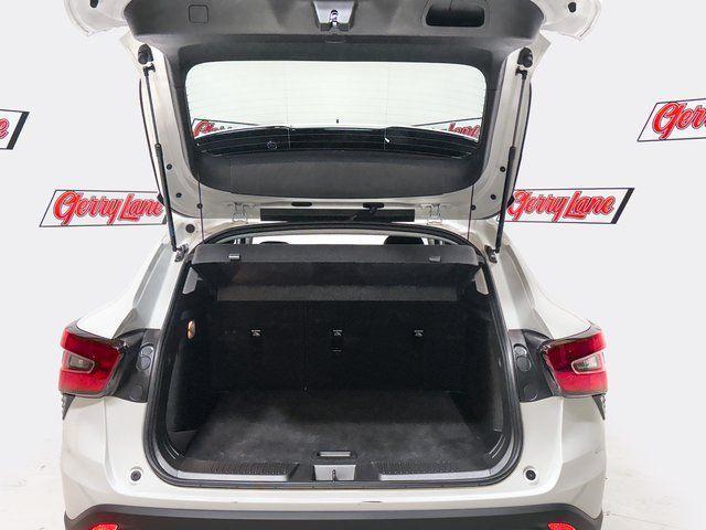 used 2025 Chevrolet Trax car, priced at $21,998