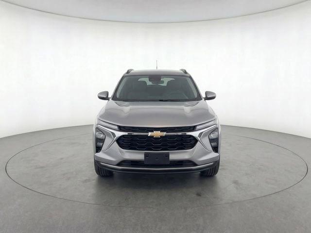used 2025 Chevrolet Trax car, priced at $23,324