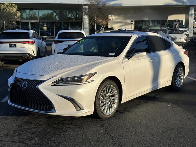 used 2021 Lexus ES 300h car, priced at $28,490