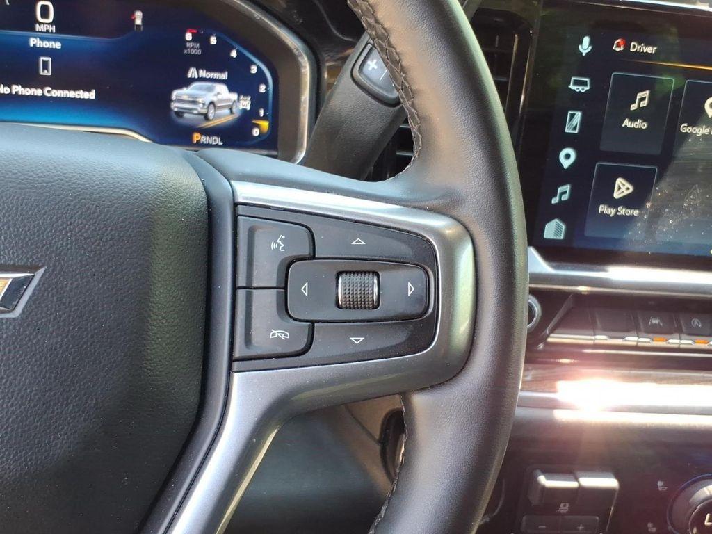used 2025 Chevrolet Silverado 1500 car, priced at $38,994