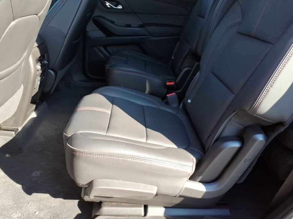 used 2023 Chevrolet Traverse car, priced at $35,395