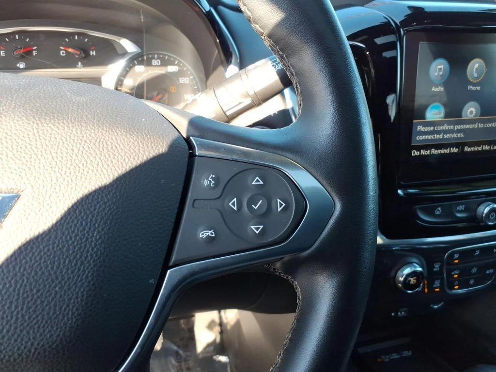 used 2023 Chevrolet Traverse car, priced at $35,395