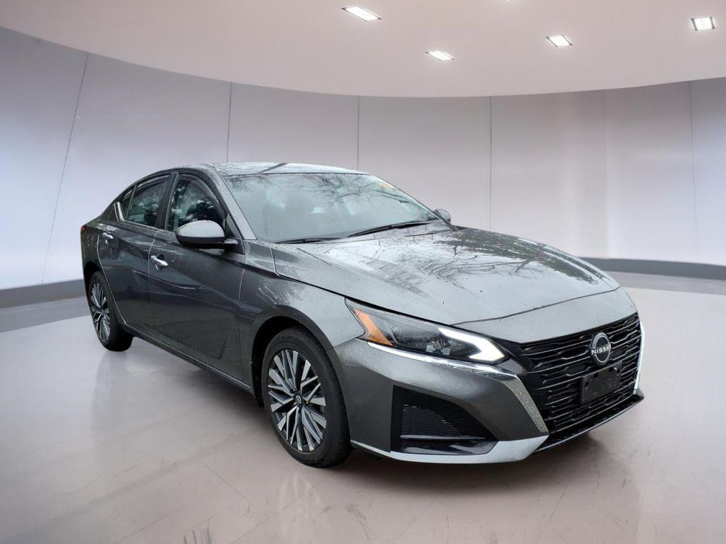 used 2023 Nissan Altima car, priced at $21,994