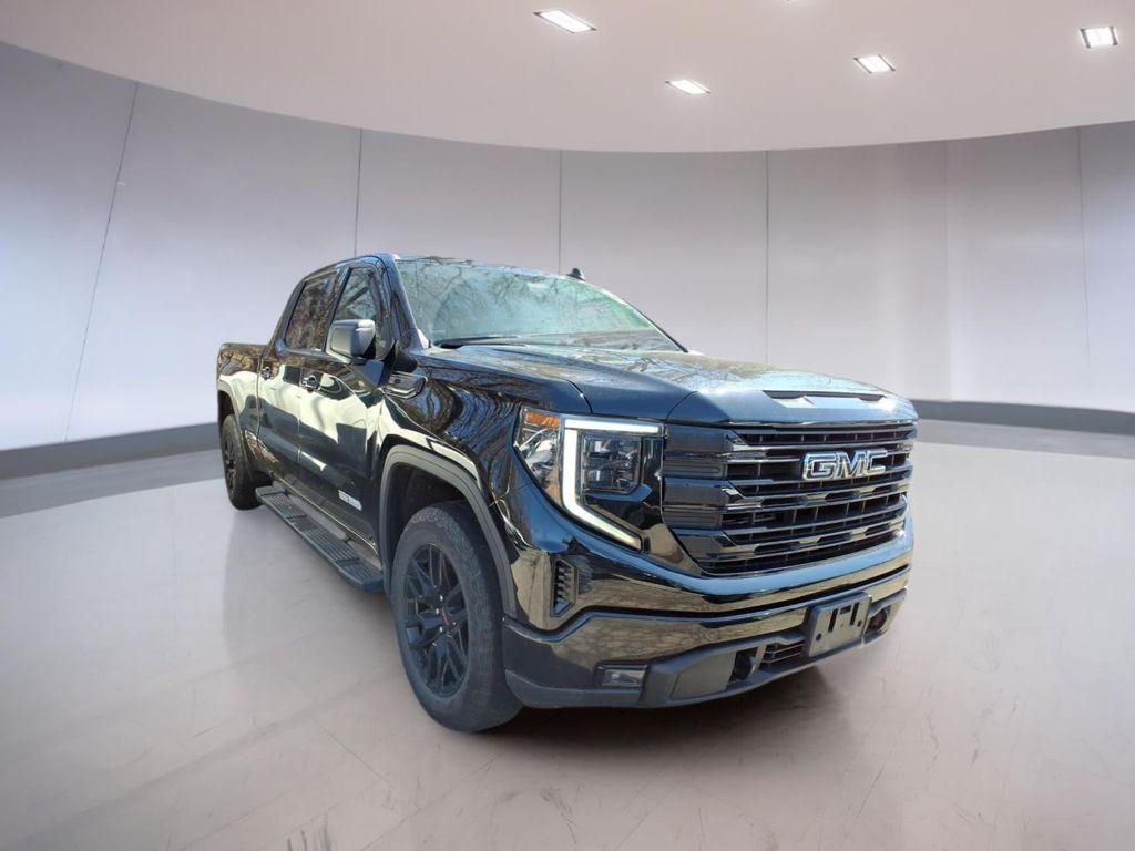 used 2022 GMC Sierra 1500 car, priced at $32,994