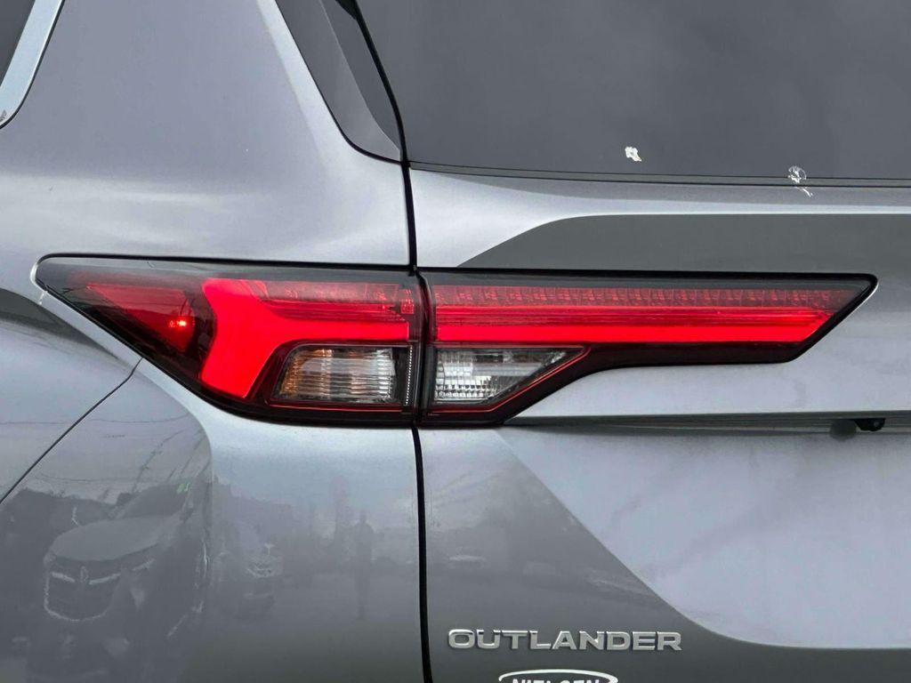 used 2023 Mitsubishi Outlander PHEV car, priced at $22,994
