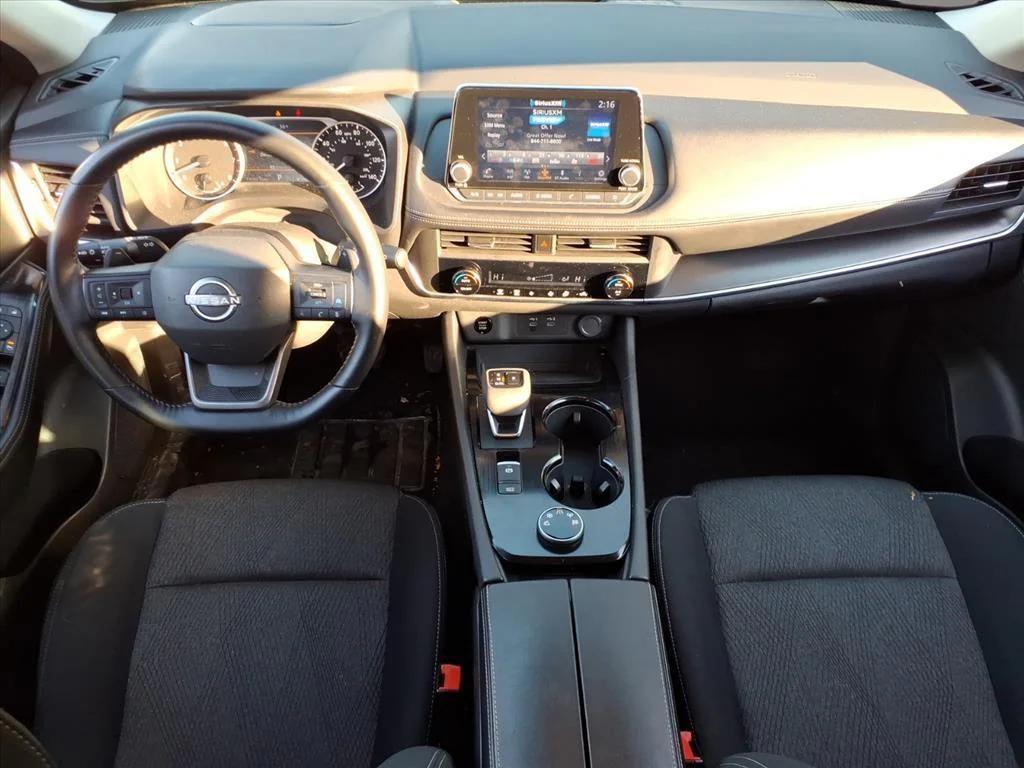 used 2025 Nissan Rogue car, priced at $17,995