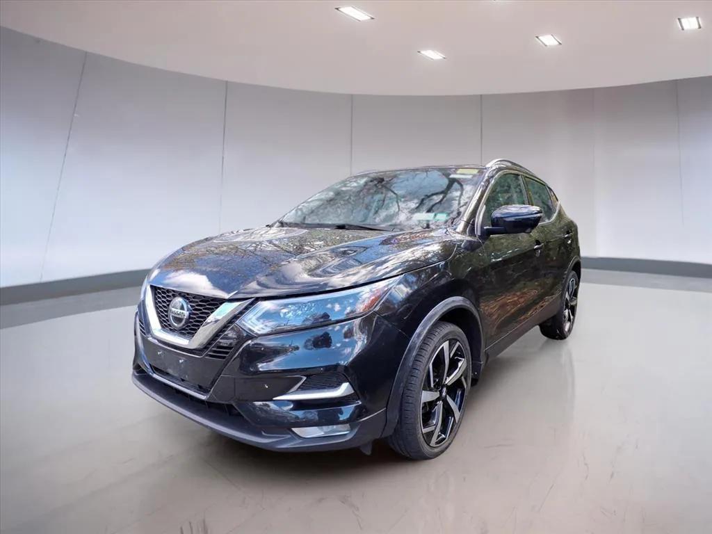 used 2022 Nissan Rogue Sport car, priced at $17,995