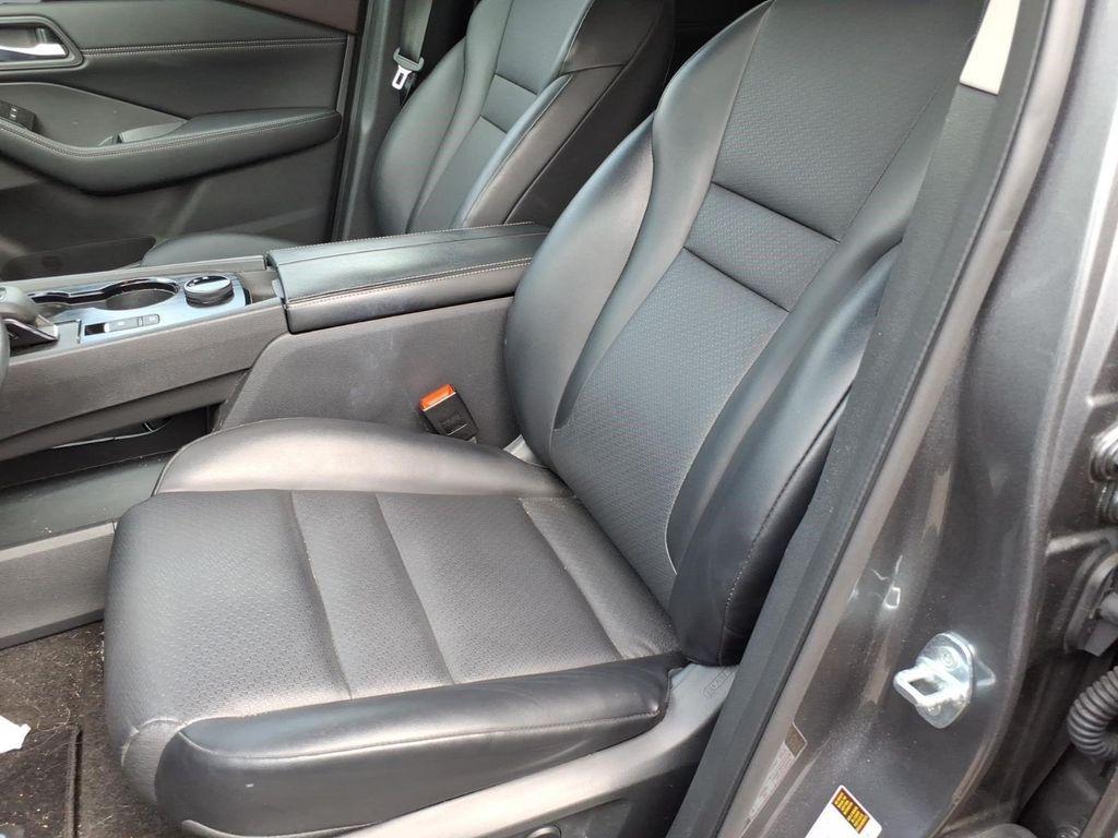 used 2023 Nissan Rogue car, priced at $21,994