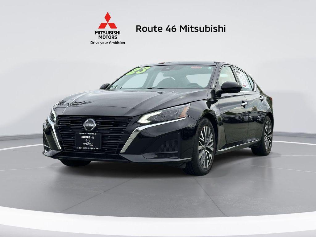 used 2023 Nissan Altima car, priced at $15,994