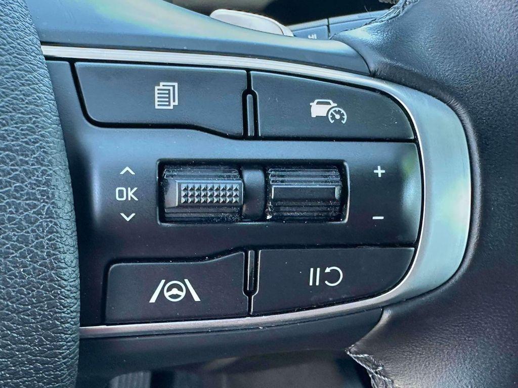 used 2023 Kia Sportage Plug-In Hybrid car, priced at $25,994