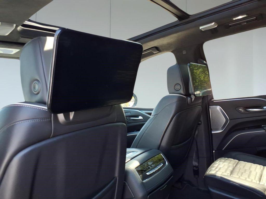 used 2022 Cadillac Escalade car, priced at $69,994
