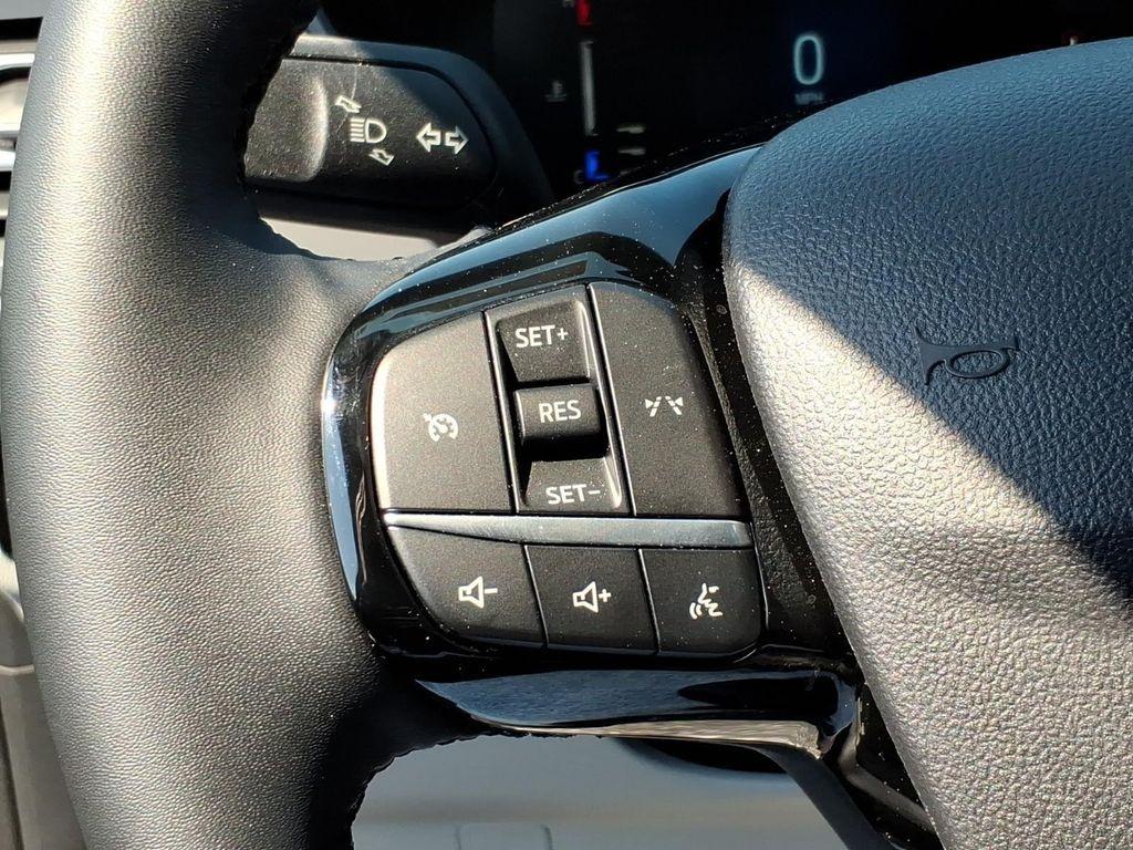 used 2023 Ford Escape car, priced at $21,994