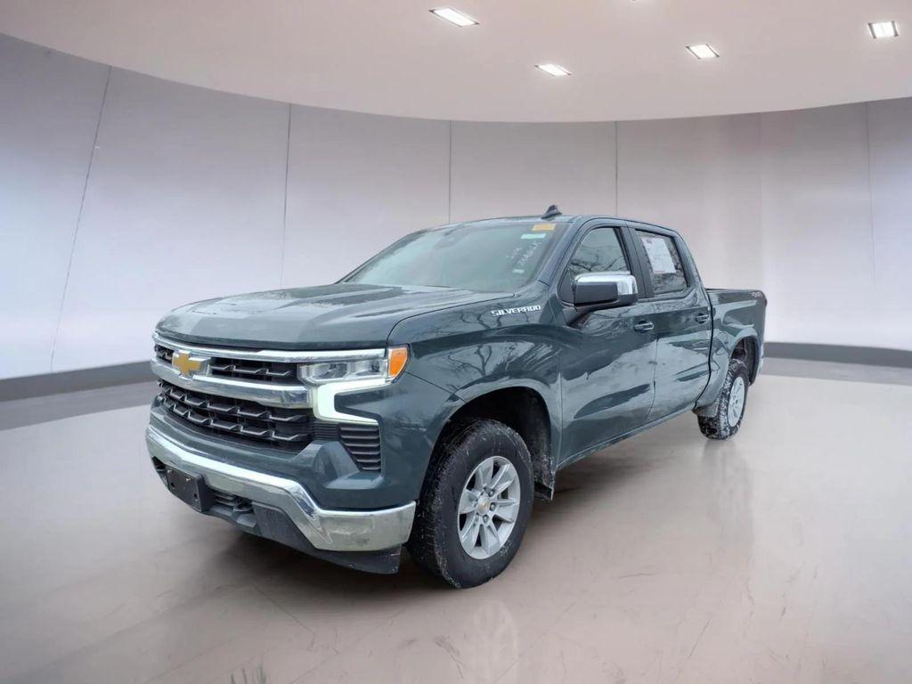used 2025 Chevrolet Silverado 1500 car, priced at $38,995