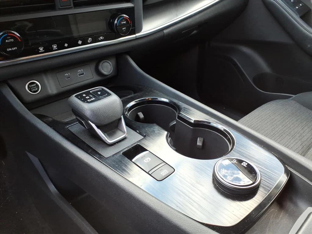 used 2023 Nissan Rogue car, priced at $17,895