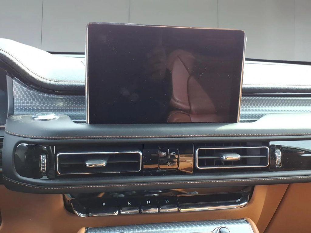 used 2024 Lincoln Aviator car, priced at $65,995