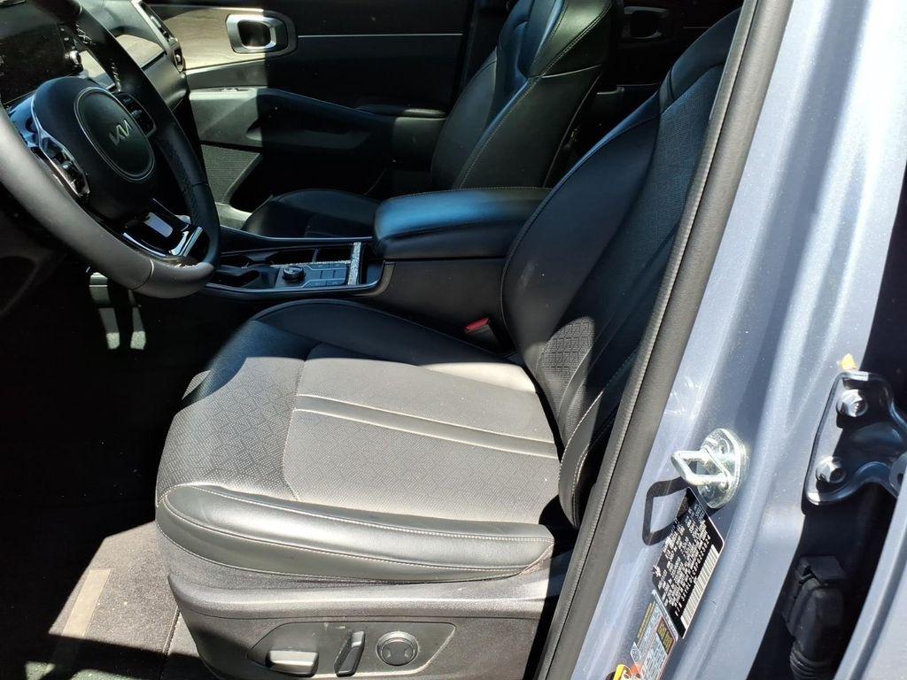 used 2023 Kia Sorento car, priced at $26,994