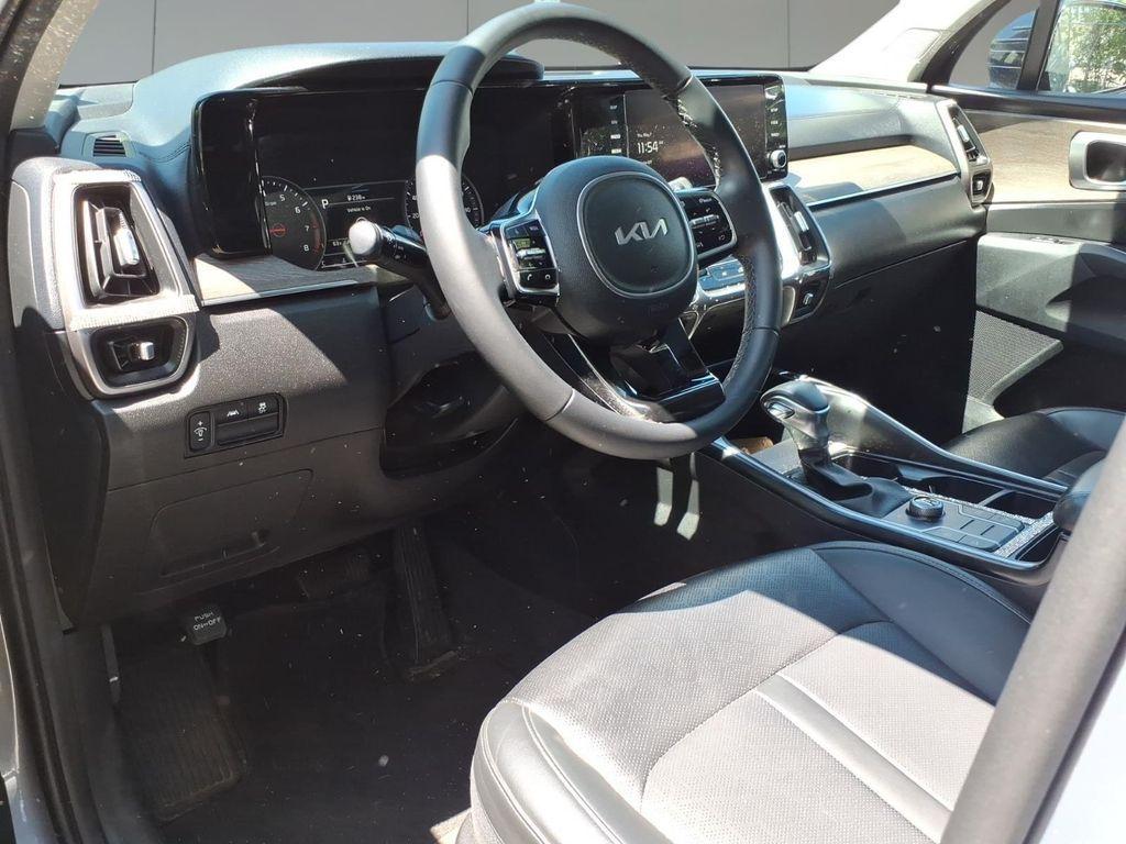 used 2023 Kia Sorento car, priced at $26,994