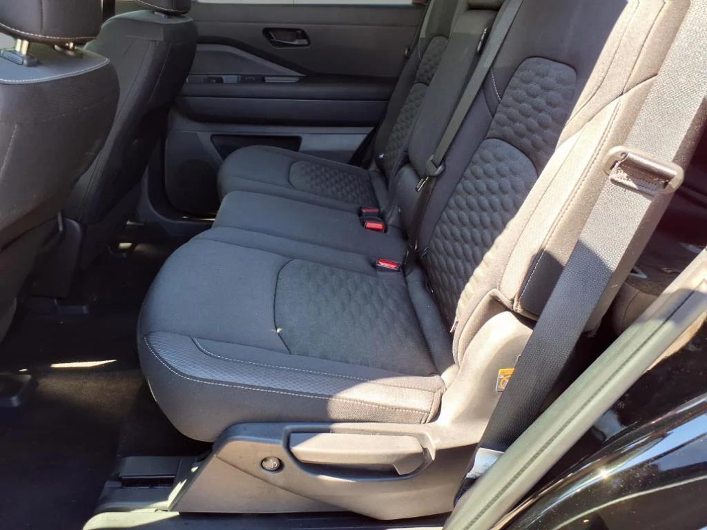 used 2024 Nissan Pathfinder car, priced at $23,995