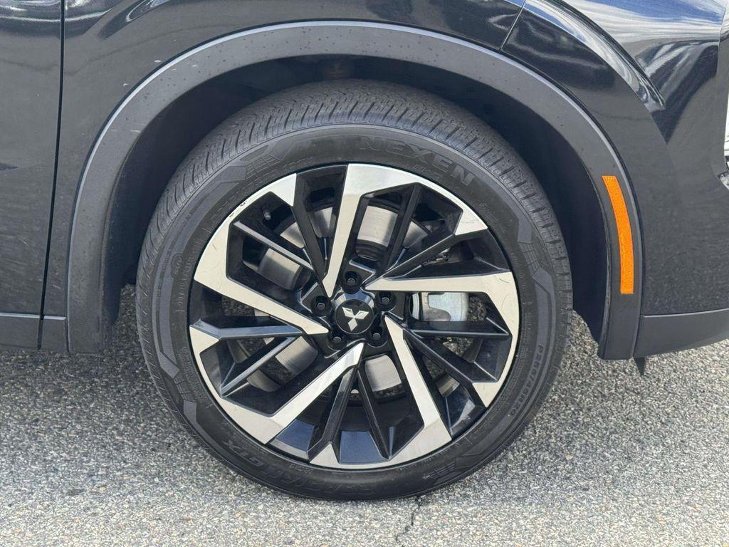 used 2023 Mitsubishi Outlander car, priced at $24,994