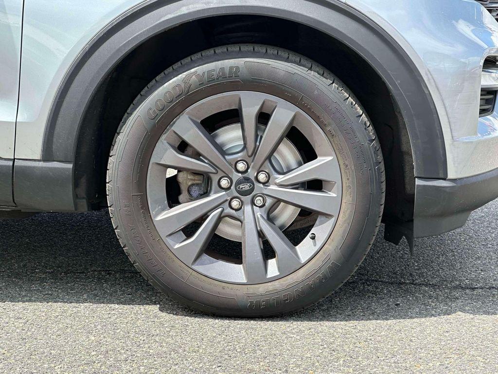 used 2023 Ford Explorer car, priced at $28,994