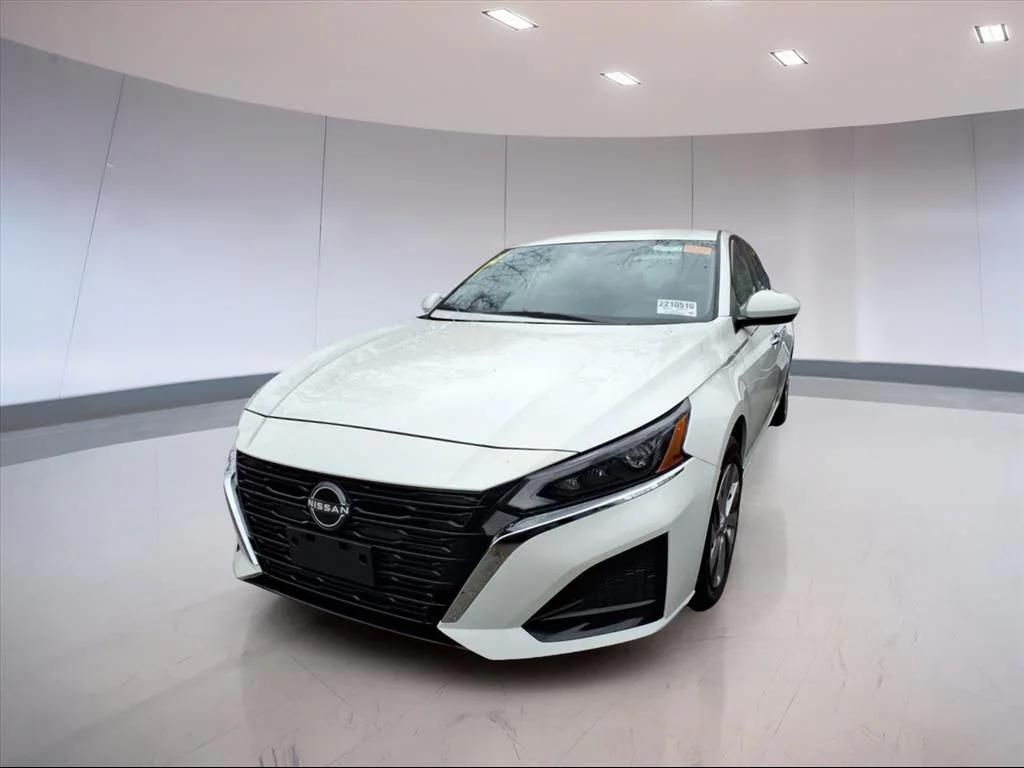 used 2023 Nissan Altima car, priced at $15,995
