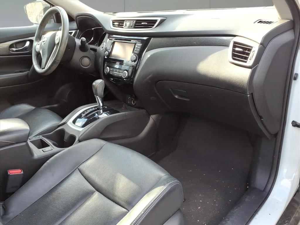 used 2015 Nissan Rogue car, priced at $13,995