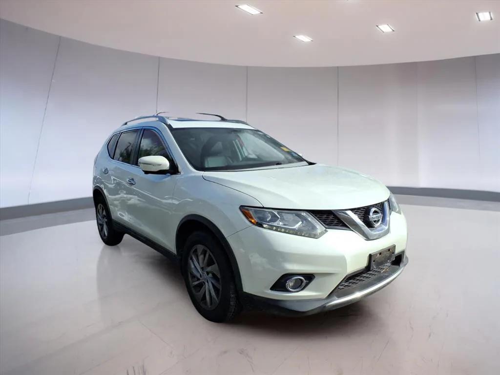 used 2015 Nissan Rogue car, priced at $13,995
