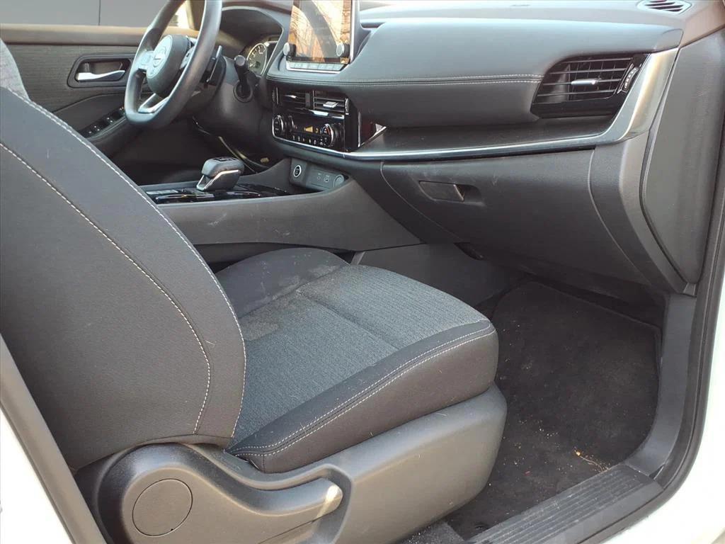 used 2022 Nissan Rogue car, priced at $17,995