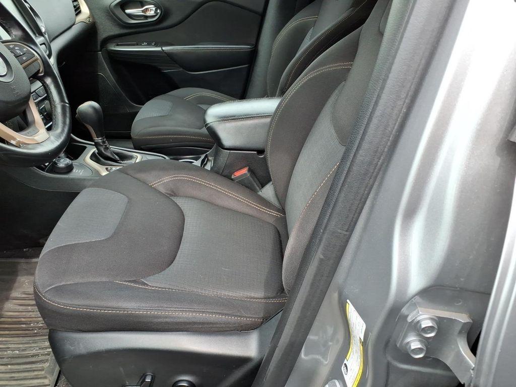 used 2017 Jeep Cherokee car, priced at $11,994