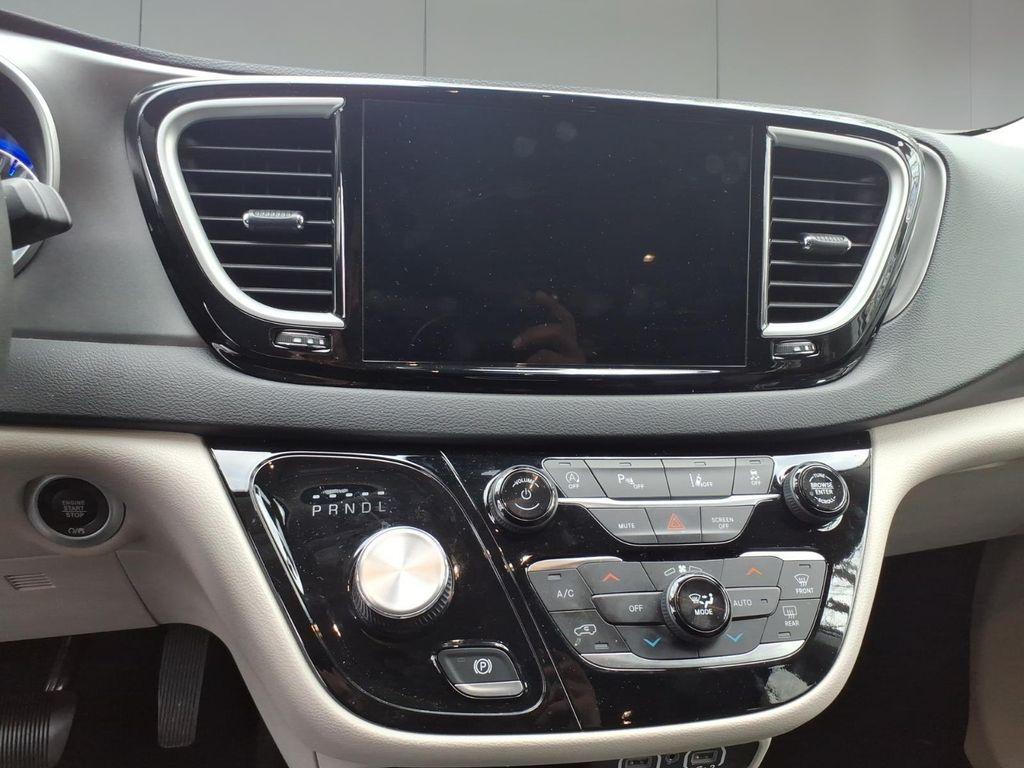 used 2023 Chrysler Pacifica car, priced at $23,994