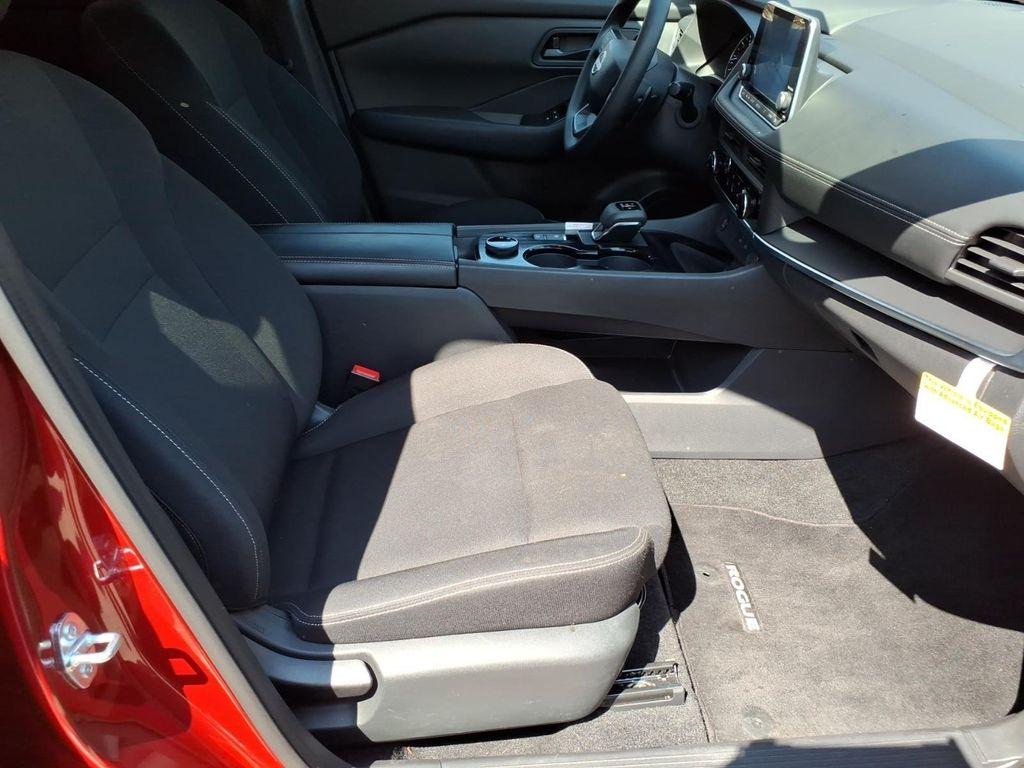 used 2025 Nissan Rogue car, priced at $24,994