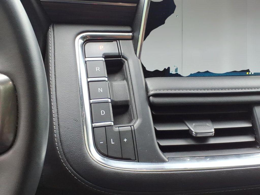 used 2024 Chevrolet Tahoe car, priced at $54,994