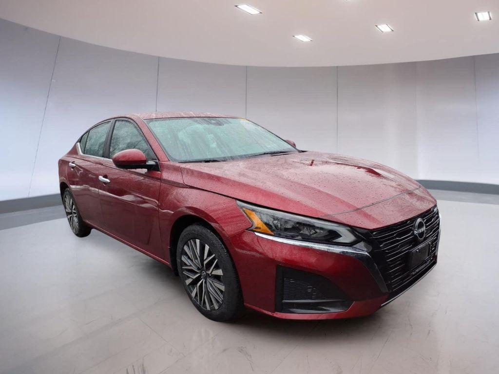 used 2023 Nissan Altima car, priced at $17,995