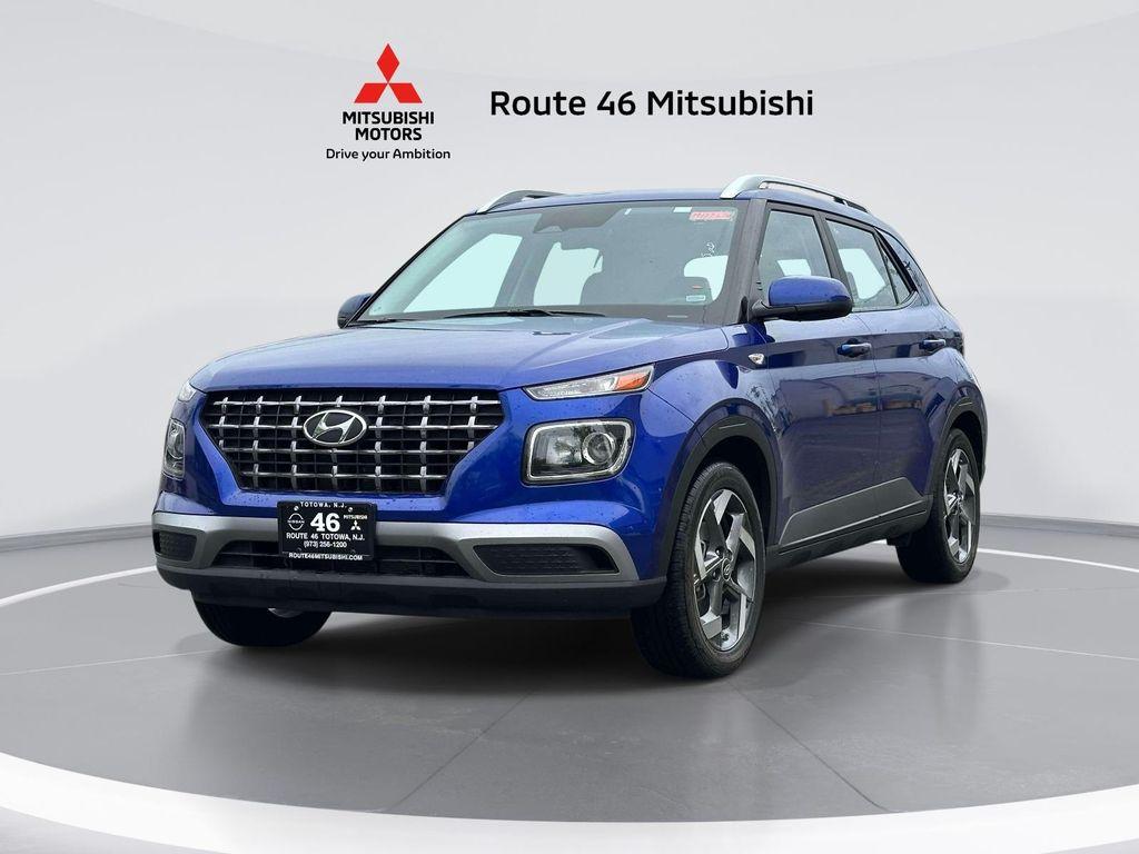 used 2025 Hyundai Venue car, priced at $17,994