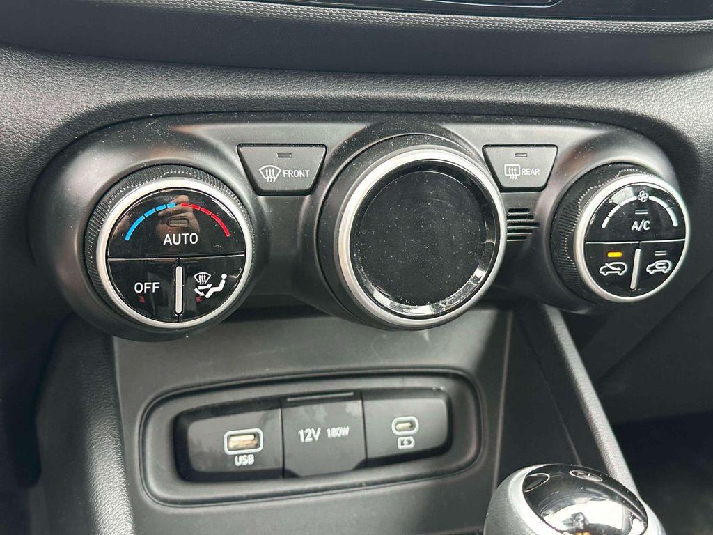 used 2025 Hyundai Venue car, priced at $17,994