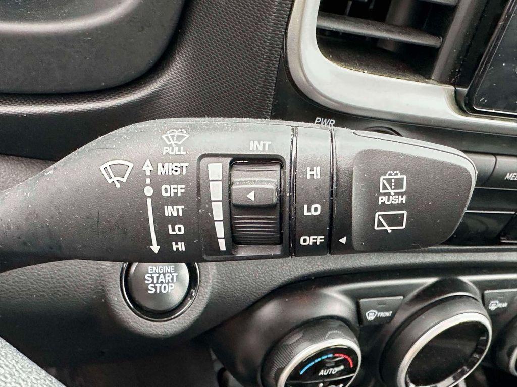 used 2025 Hyundai Venue car, priced at $17,994
