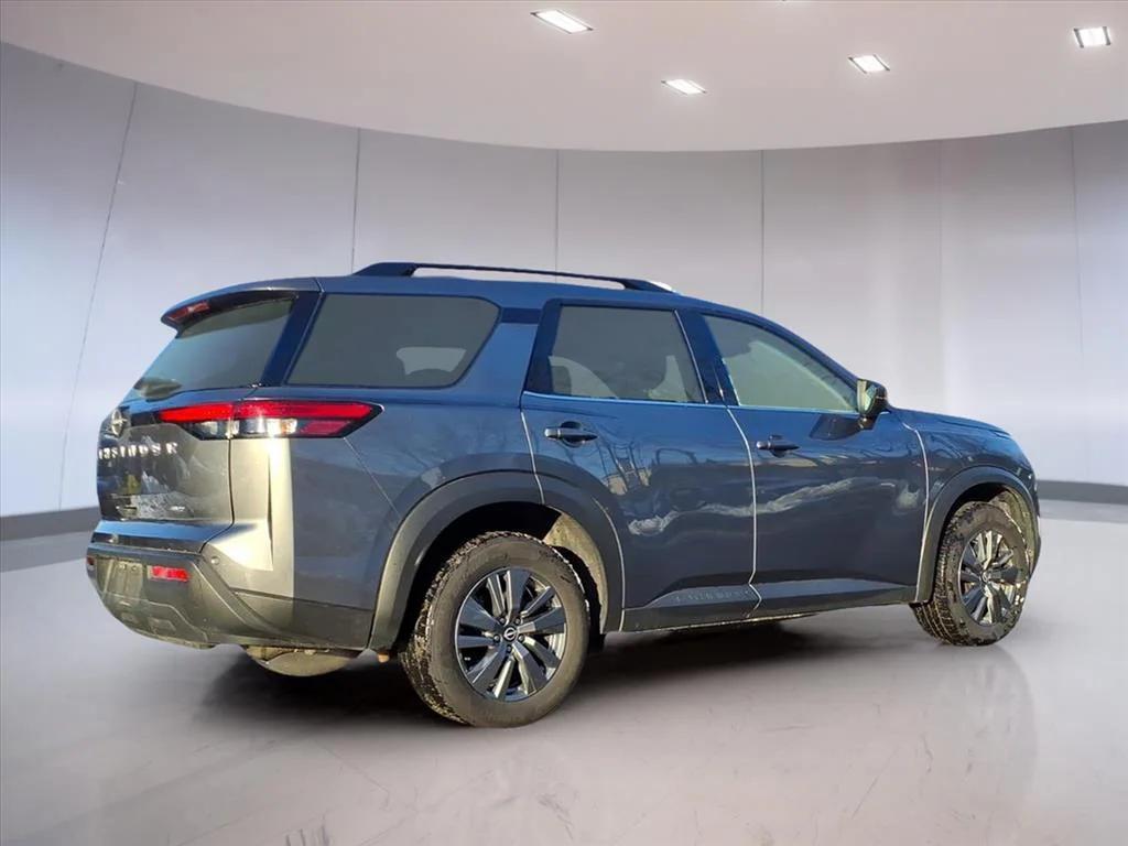 used 2025 Nissan Pathfinder car, priced at $27,995