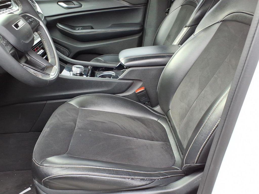 used 2023 Jeep Grand Cherokee L car, priced at $27,995