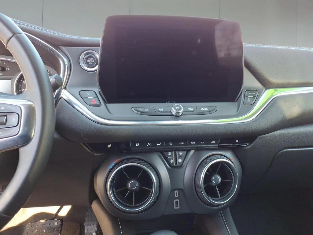 used 2024 Chevrolet Blazer car, priced at $25,995