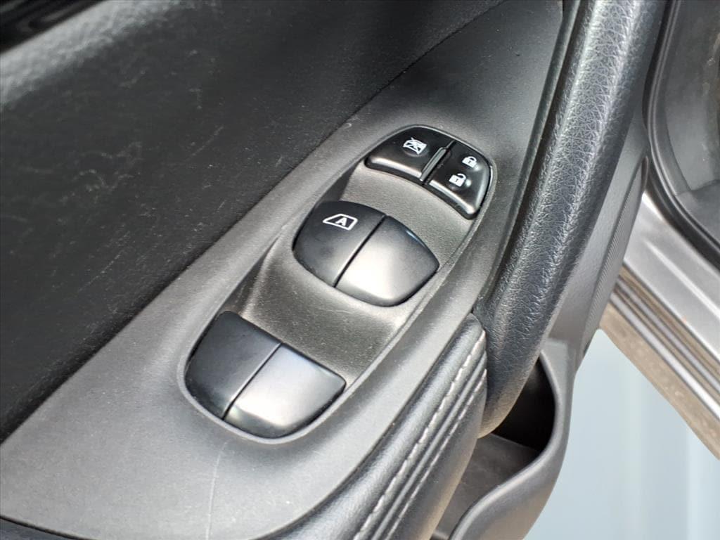 used 2022 Nissan Rogue Sport car, priced at $15,995