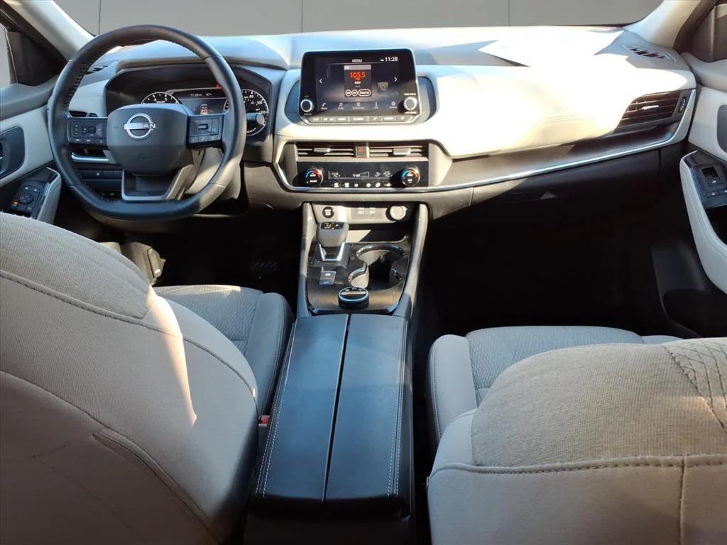 used 2025 Nissan Rogue car, priced at $17,995