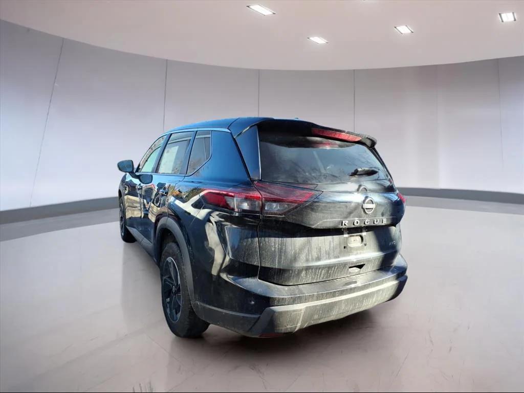 used 2025 Nissan Rogue car, priced at $17,995