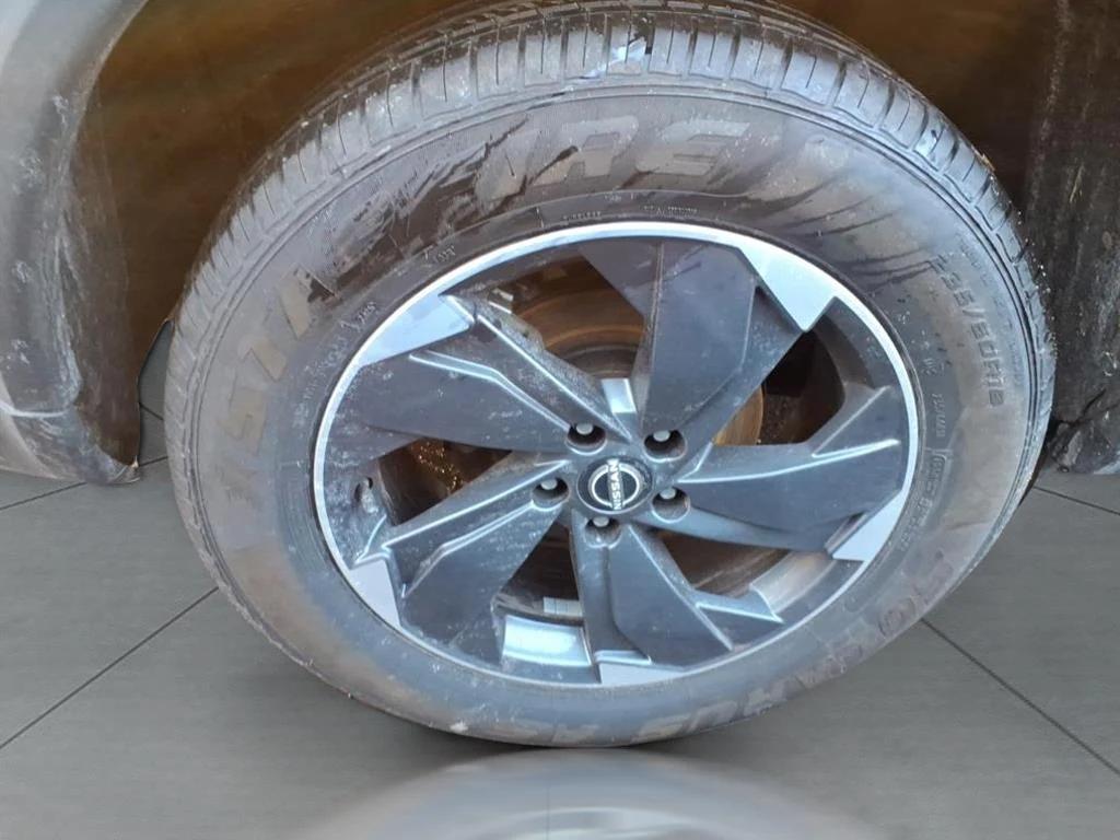 used 2025 Nissan Rogue car, priced at $17,995