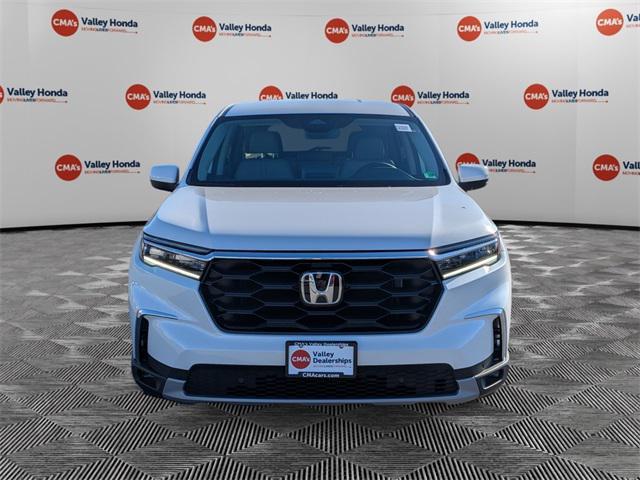 new 2025 Honda Pilot car, priced at $47,550