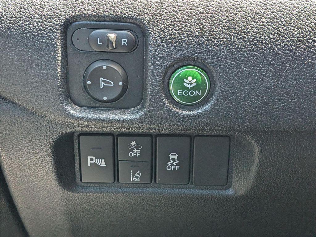 used 2022 Honda Pilot car, priced at $33,298