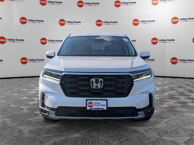 new 2025 Honda Pilot car, priced at $47,550