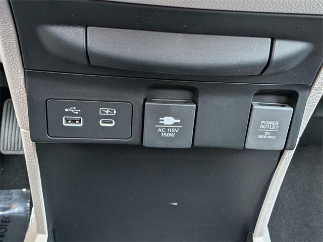 new 2026 Honda Odyssey car, priced at $53,190