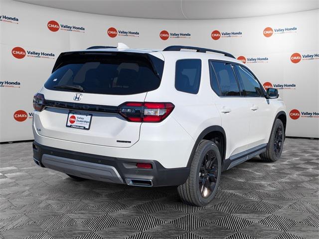 new 2025 Honda Pilot car, priced at $53,750